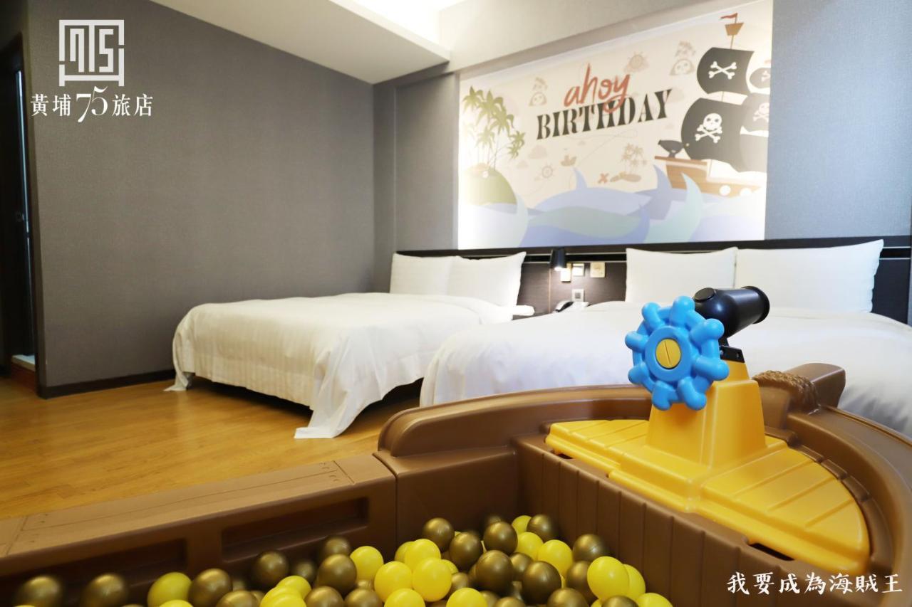 Military 75 Hotel Taichung Luaran gambar